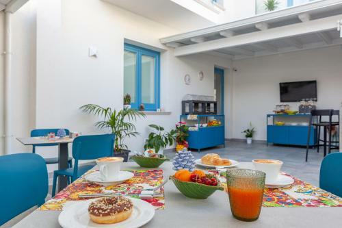 Hostal Zaararooms