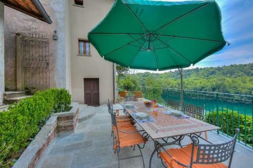 Il Borghetto The Country Court River - Happy Rentals