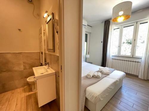 Hostal Siena Terrace View Rooms