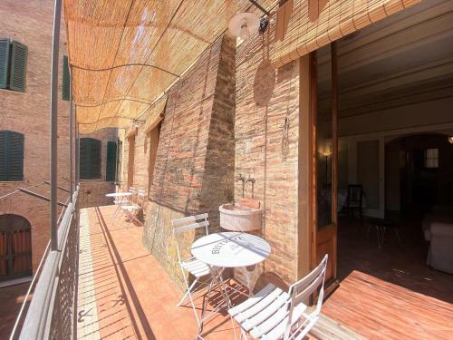 Apartamento La Fonte-with Balcomy Closeby Piazza Del Campo