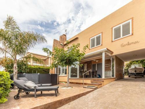 Holiday Home Cantamar