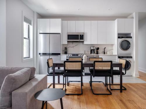Apartamento Gorgeous + Modern Three-bedroom Flat!