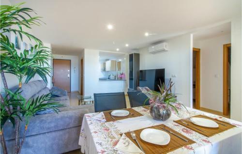Nice Apartment In Torre Pacheco With Wifi And 2 Bedrooms