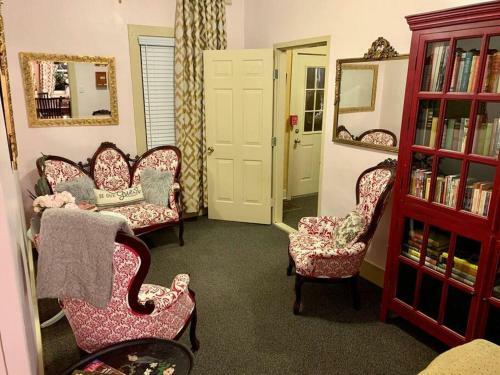 The Historic Phoenix Inn, Cooperstown