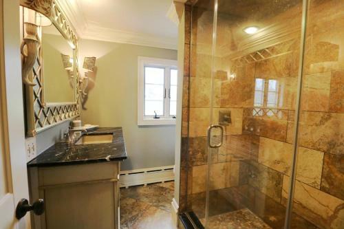 Chateau At Lookout Suite 2 Home