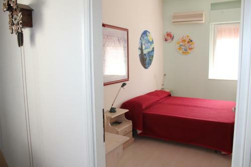 Milk & Honey Apartment