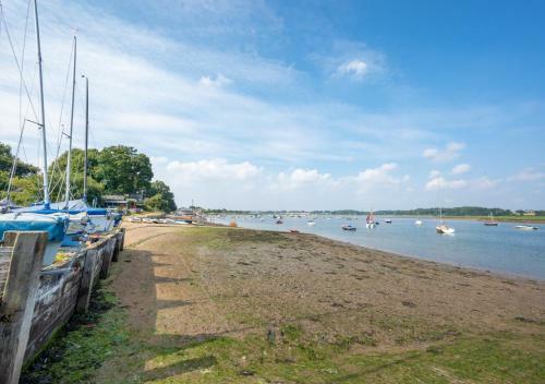 Deben Vale