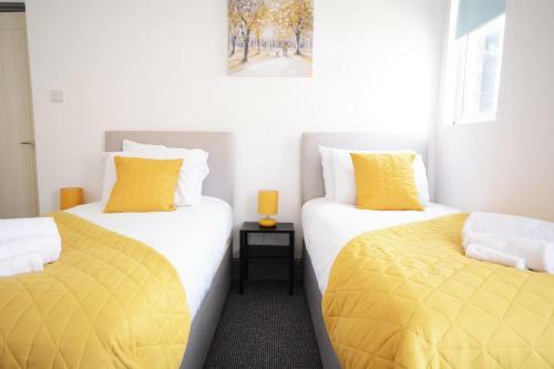 Sherlock House - Stylish Home Sleeping Up To 6