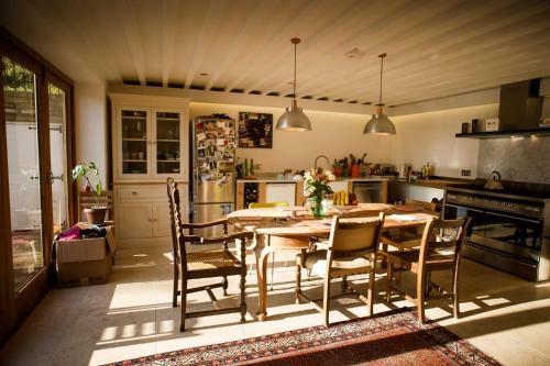 Beautiful Cottage Near Bath