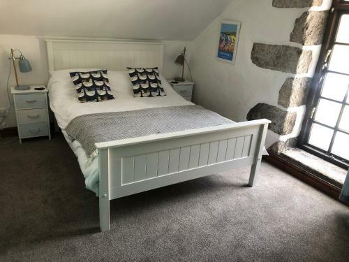 Lowena Farmhouse, Luxury Holiday Accommodation In Cornwall