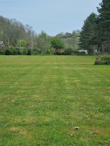 Pet Friendly 2 Bed Coastal Property - Millendreath, Looe