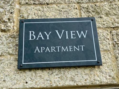 Bay View Spacious Coastal Apartment With Sea Views