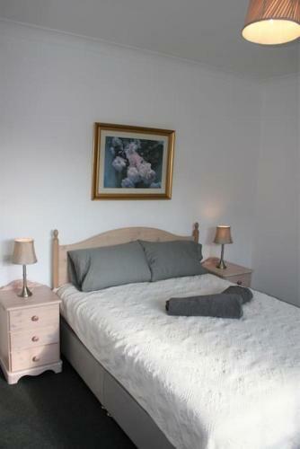 Bay View Spacious Coastal Apartment With Sea Views