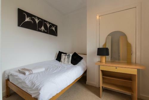 The Old School House - Cosy 3 Bedroom Cottage