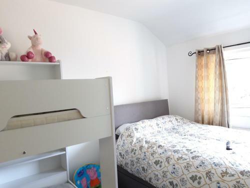 Hostal Bain Lodge, And Guests House
