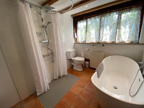 Tranquil 2-bed Barn In Brundish Woodbridge