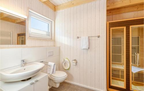 Nice Home In Ostseeresort Olpenitz With Wifi And 2 Bedrooms