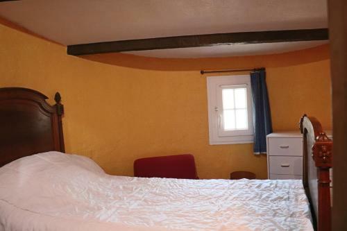 2 G�tes Anciens Au C?ur D'une Propri�t� Proven�ale