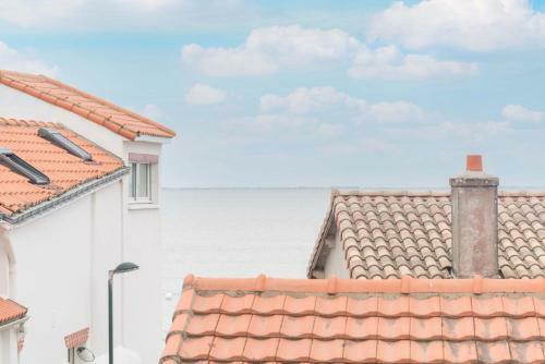 Maison Familiale Refaite A Neuf Avec Vue Sur Mer