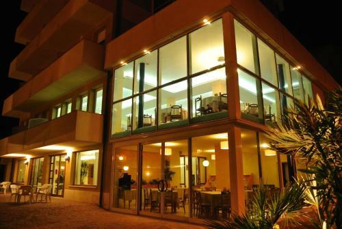 Hotel Astor