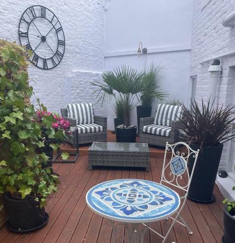 Mulberry Boutique Apartments
