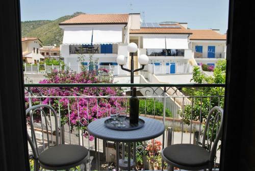 La Bouganville Monolocale 400 Mt Dal Mare