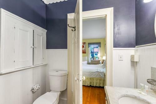 Vine Inn & Carriage House
