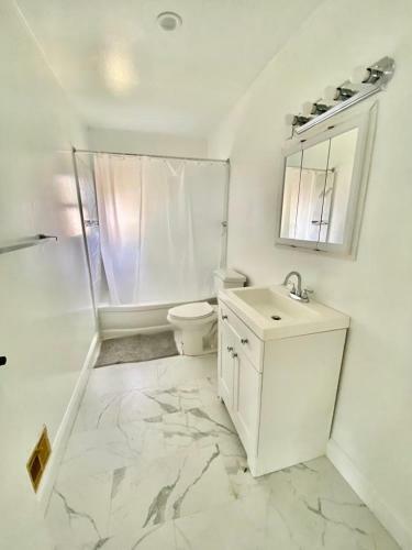 3 Bedroom House Hempstead Village