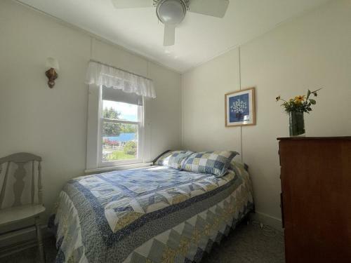 4943 Lake Ave Home