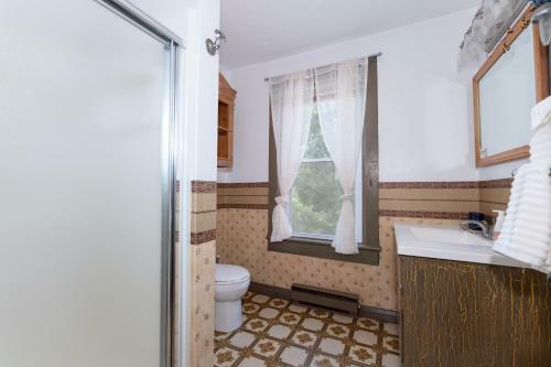 Saratoga Farmstead B&B
