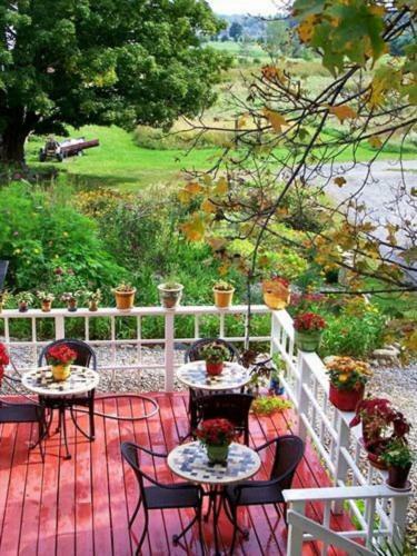 Saratoga Farmstead B&B