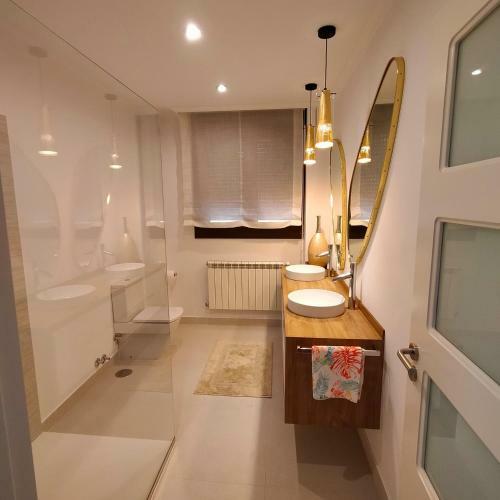 Espectacular Villa Con Piscina Inifity