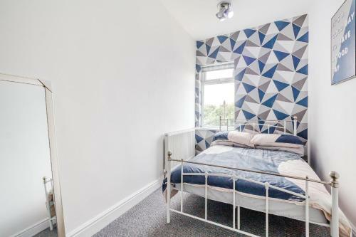 10 Waxholme Road