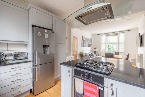 Apartamento Long Walk, Castle & Shops On Your Doorstep
