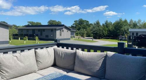 Cairn Lodge
