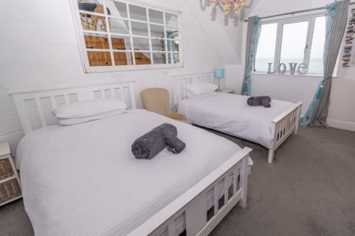 The White Cottage