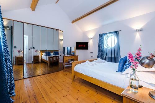 Villa Farm- A Luxury Holiday Home With Stunning Views