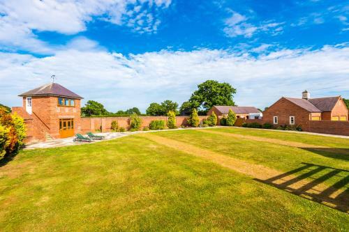 Villa Farm- A Luxury Holiday Home With Stunning Views