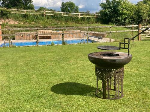 Apartamento The Shepherd's Hut With Swimming Pool