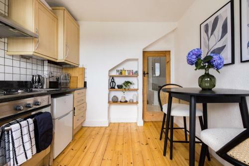 Apartamento The Harrow Wonder - Modern 2bdr Flat With Parking