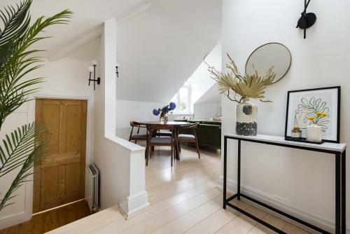 Apartamento The Harrow Wonder - Modern 2bdr Flat With Parking