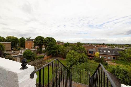 Apartamento The Harrow Wonder - Modern 2bdr Flat With Parking