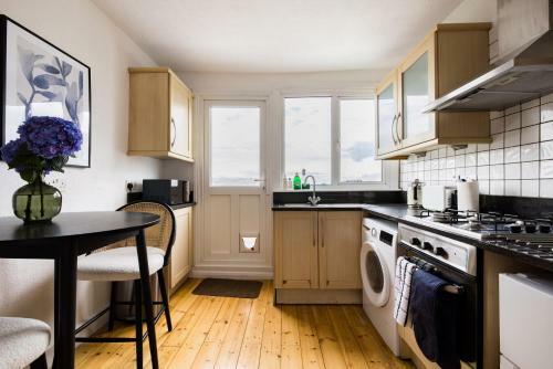 Apartamento The Harrow Wonder - Modern 2bdr Flat With Parking