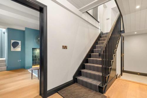 Major House