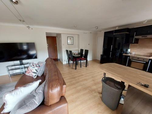 Beautiful 1bed Apartment With A Back Garden