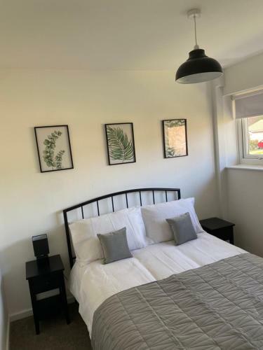 Newly Refurbished 2 Bed Apartment