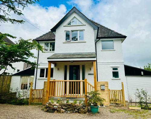 3 Bedroom Detached Home With Garden