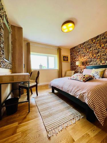 3 Bedroom Detached Home With Garden