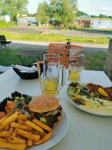 Hausboot-urlaub24_beetzsee