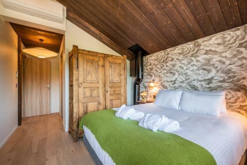Chalet Cipolin Morzine - By Emerald Stay